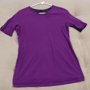 Lululemon t-shirt